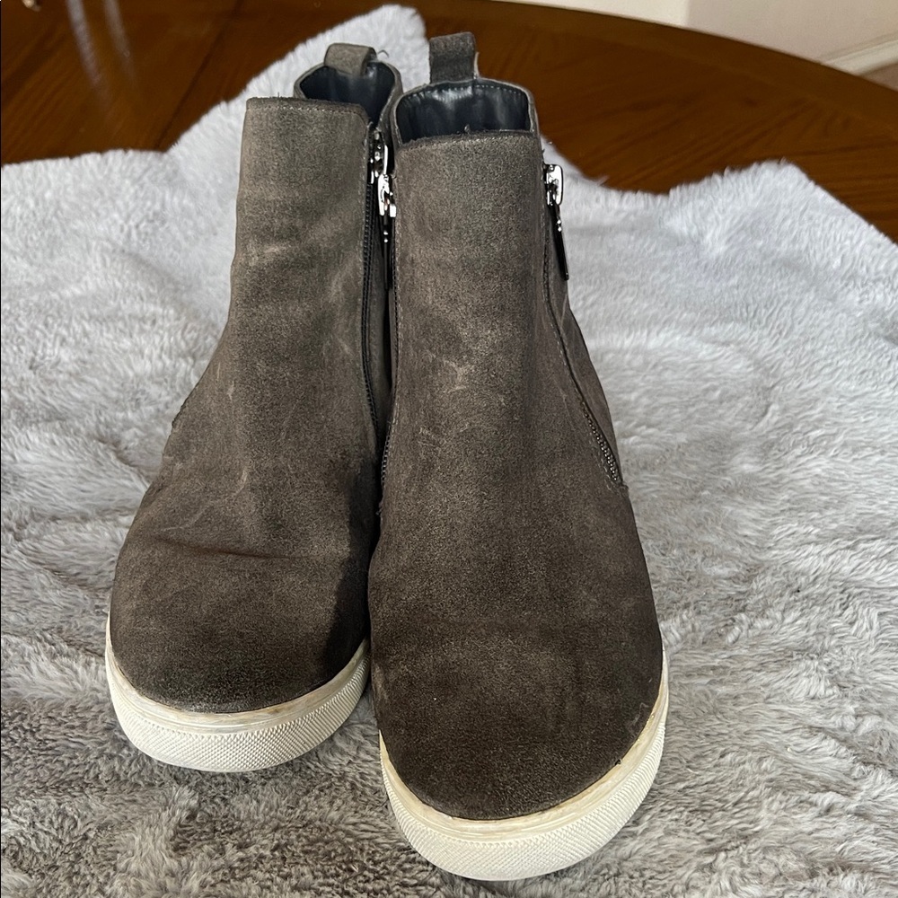 Gray Suede Ankle Boots with Zipper - Picture 2 of 5
